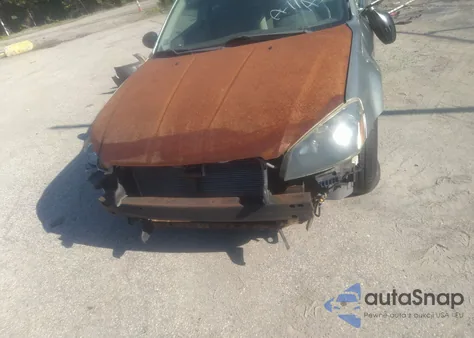 2005 Nissan Altima 2.5 S from USA, damaged, VIN 1N4AL11D55C357446